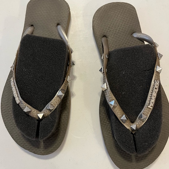 Havaianas Women's Sandals in Olive and Silver - Picture 2 of 4